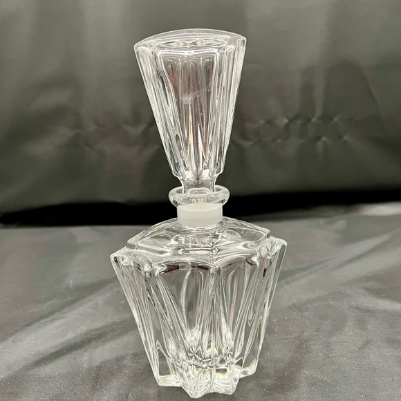 Accessories - Vintage Heavy Crystal Glass Perfume Bottle And Stopper Large Size H 7 Inch